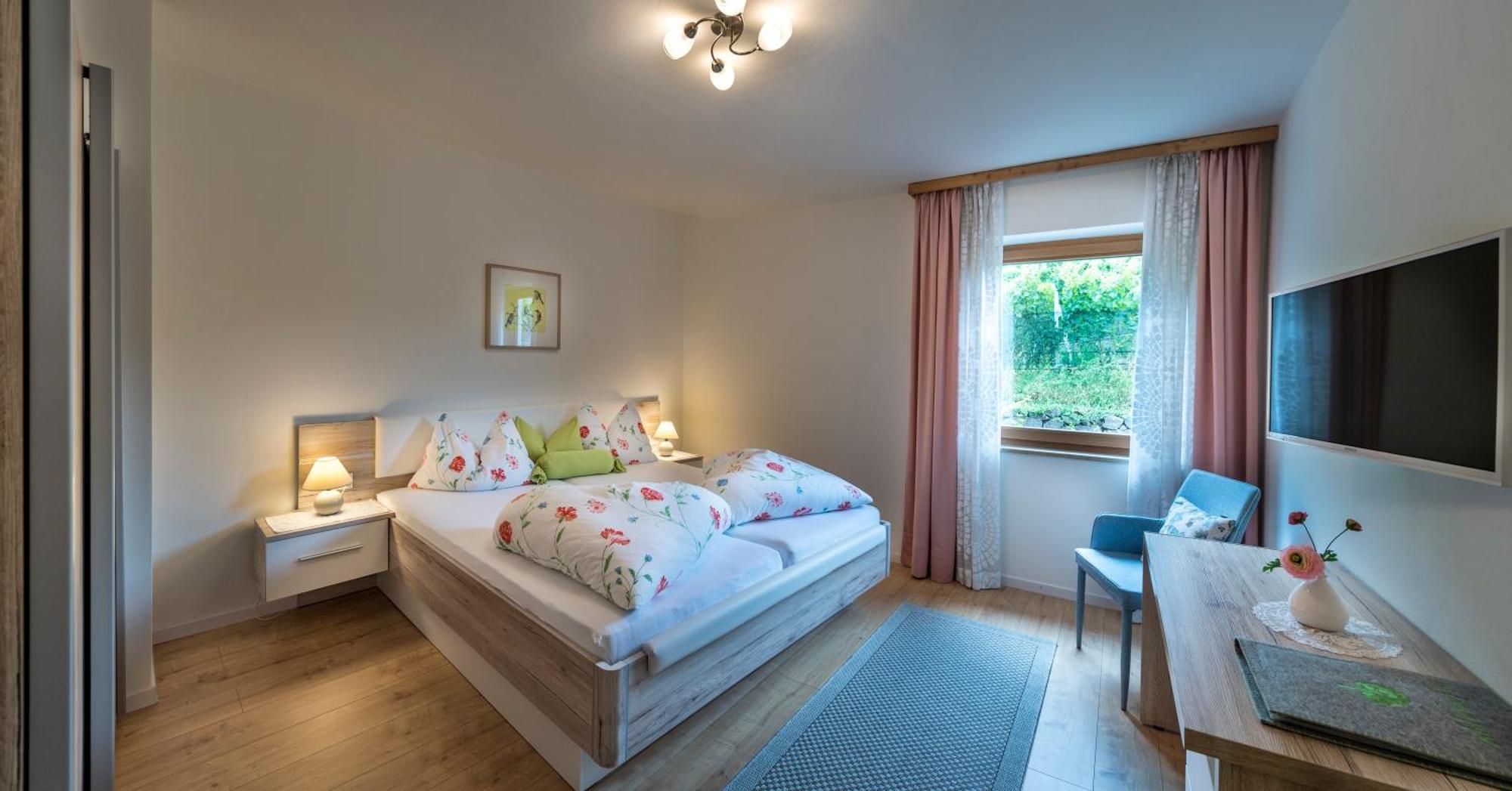 Niederhof Life Hotel Lana Ngoại thất bức ảnh